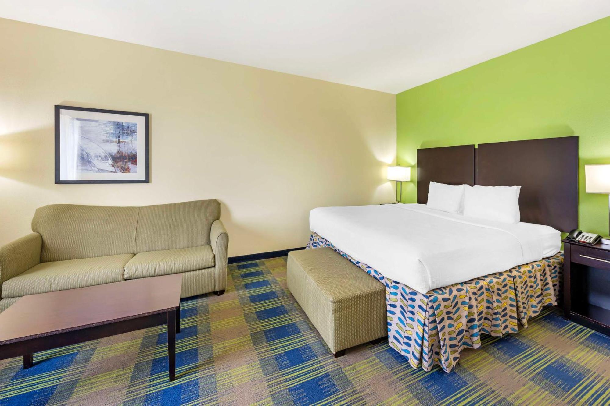 Best Western Plus Pratt Buitenkant foto